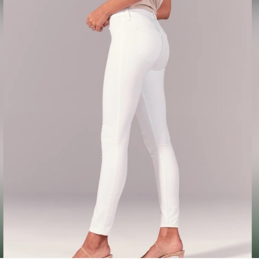 Abercrombie & Fitch Jean Legging Mid Rise Crisp White 26W 25L 2S Stretch Cotton